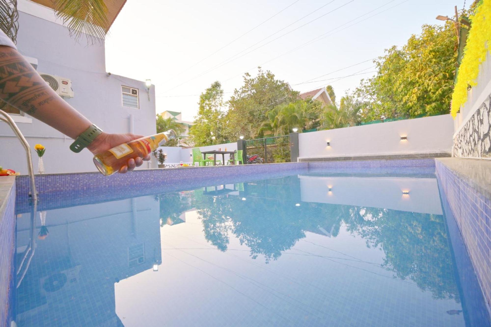Empyrean Stay Ll 3Bhk Ll Marshall Villa Ll Large Pool Ll Ac Ll Lonavala Bagian luar foto