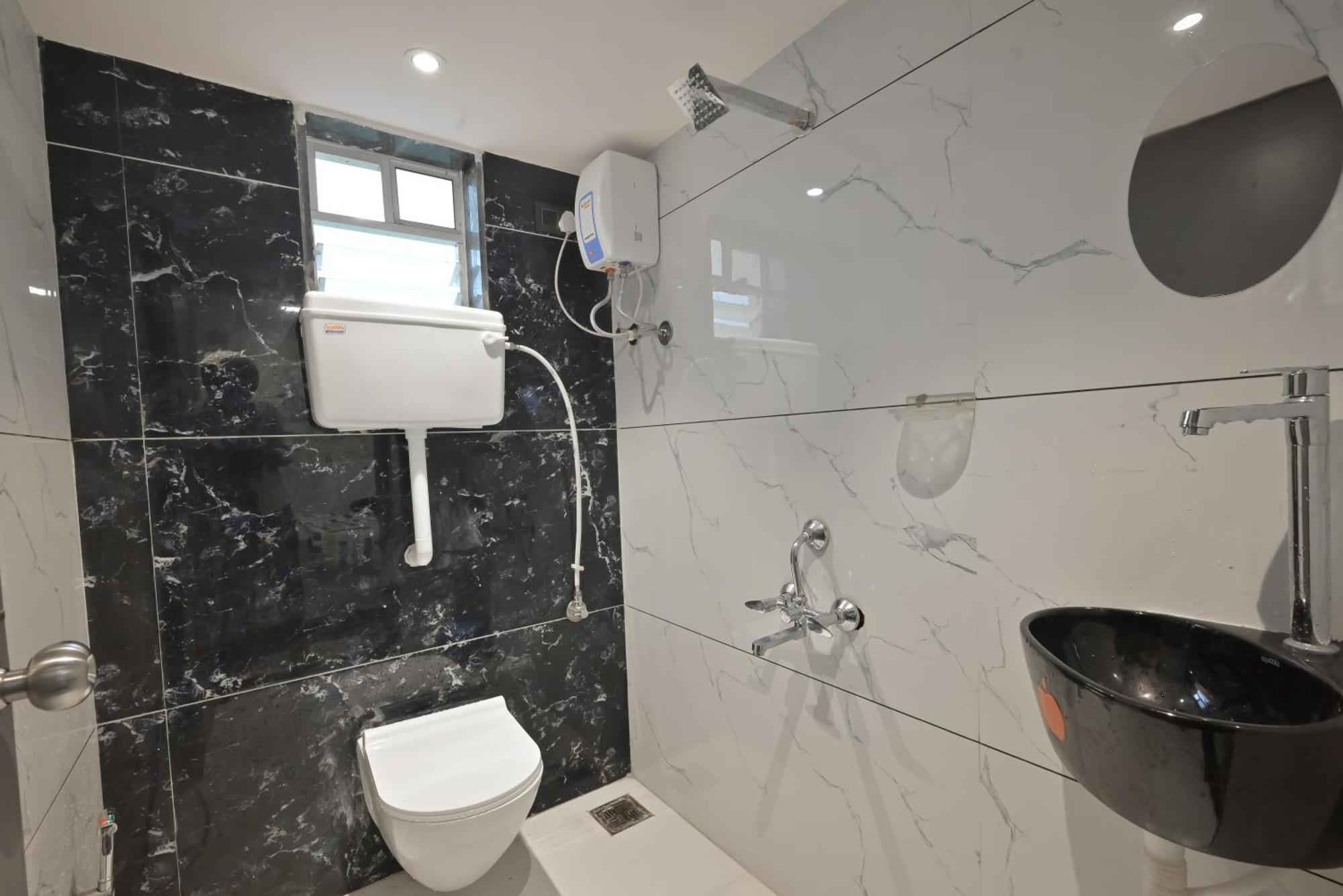 Empyrean Stay Ll 3Bhk Ll Marshall Villa Ll Large Pool Ll Ac Ll Lonavala Bagian luar foto