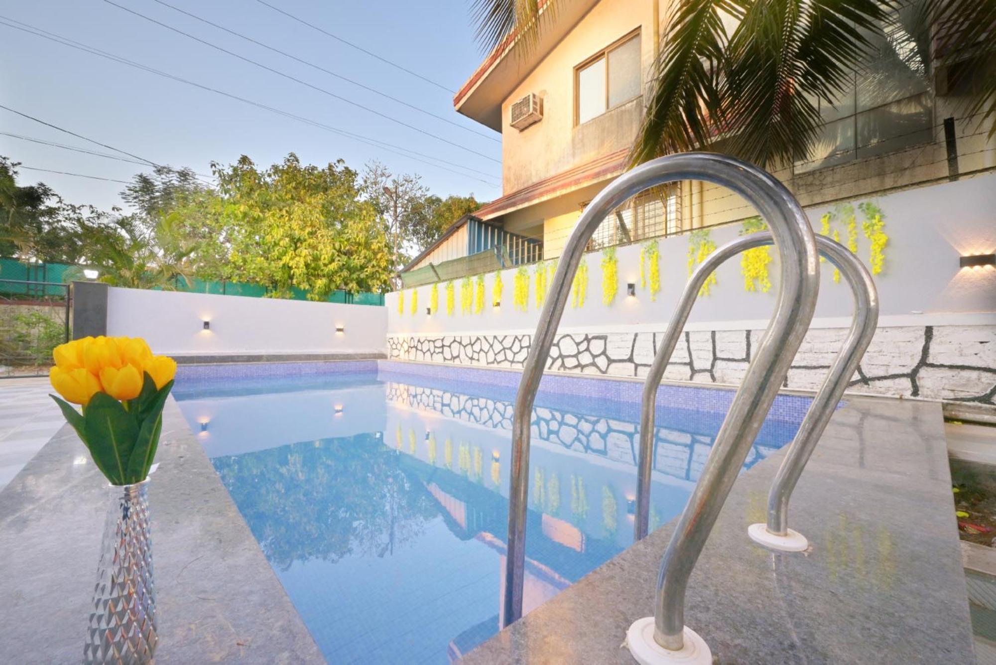 Empyrean Stay Ll 3Bhk Ll Marshall Villa Ll Large Pool Ll Ac Ll Lonavala Bagian luar foto