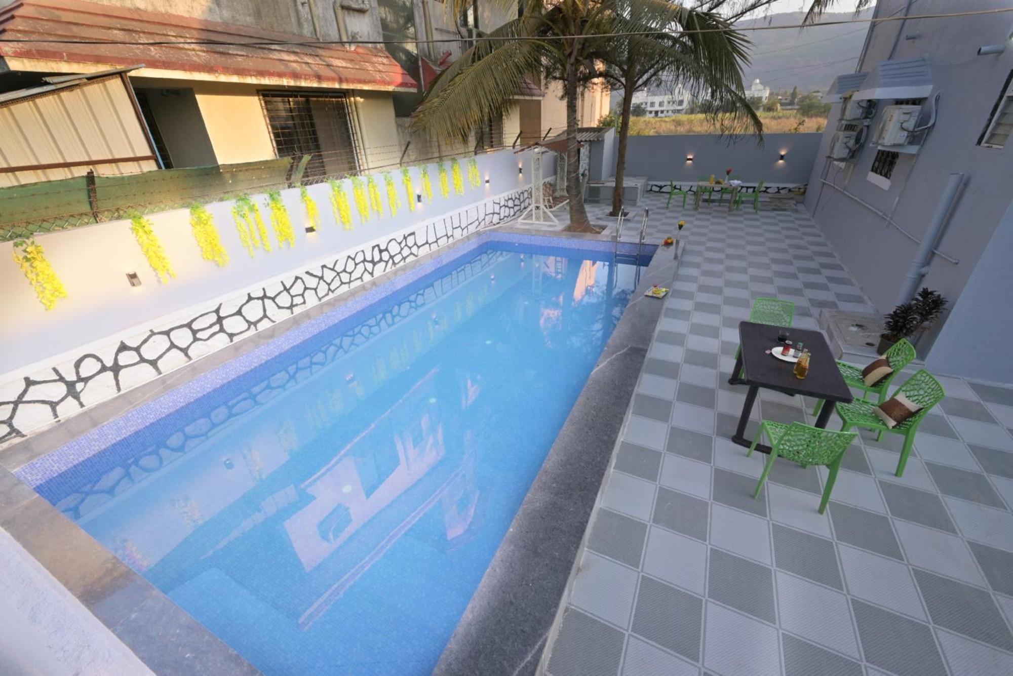 Empyrean Stay Ll 3Bhk Ll Marshall Villa Ll Large Pool Ll Ac Ll Lonavala Bagian luar foto